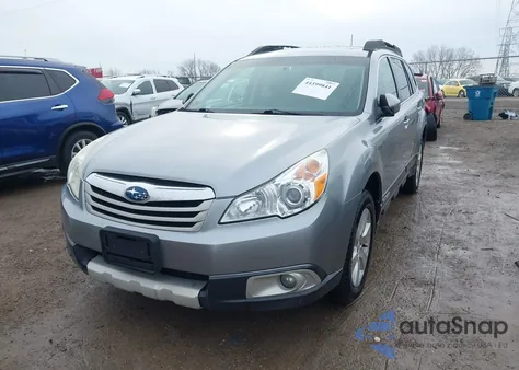 2011 Subaru Outback 3.6R Limited z USA, uszkodzony, nr VIN 4S4BRDLC9B2414442